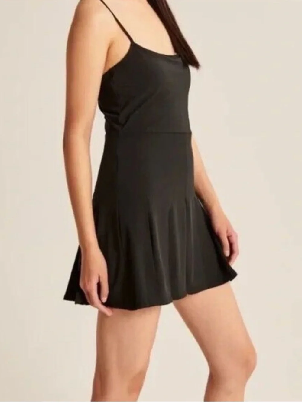 Abercrombie & Fitch Traveler Pleated Tennis Dress Black Active Mini M - Picture 6 of 12